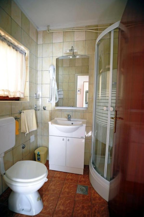 Apartments And Rooms With Parking Space Rabac, Labin - 12368 Luaran gambar